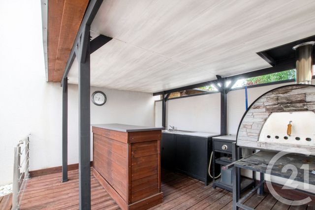 Maison à vendre - 5 pièces - 118 m2 - Corbas - 69 - RHONE-ALPES