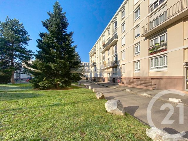 Appartement F5 &agrave; vendre - 5 pi&egrave;ces - 82 m2 - Corbas - 69 - RHONE-ALPES