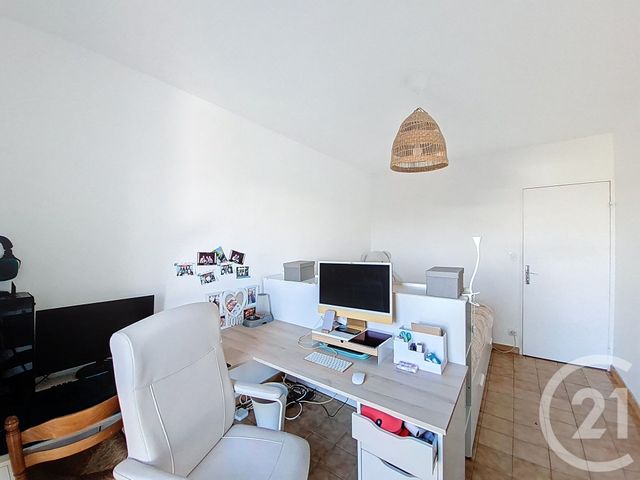 Appartement F4 à vendre - 4 pièces - 79,43 m2 - St Fons - 69 - RHONE-ALPES