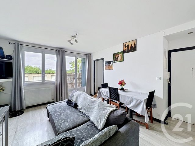 Appartement &agrave; vendre - 4 pi&egrave;ces - 61 m2 - Feyzin - 69 - RHONE-ALPES