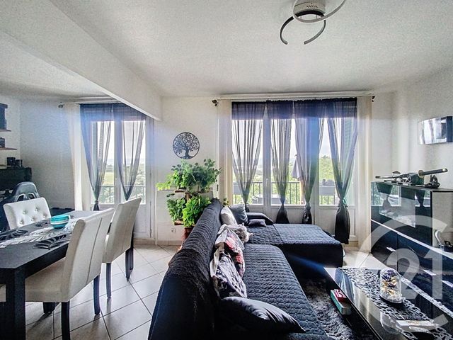 Appartement F4 à vendre - 4 pièces - 69,50 m2 - Feyzin - 69 - RHONE-ALPES