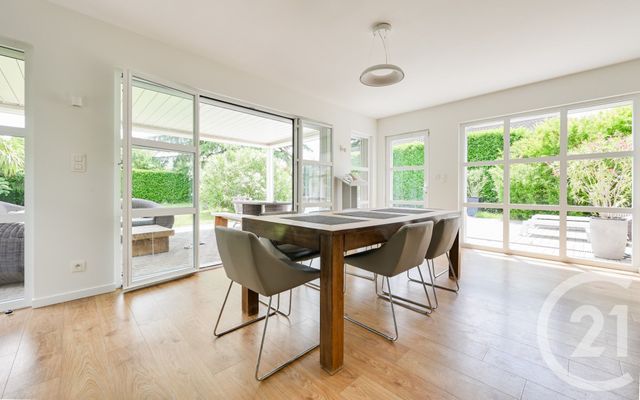 Maison à vendre - 7 pièces - 204 m2 - Corbas - 69 - RHONE-ALPES