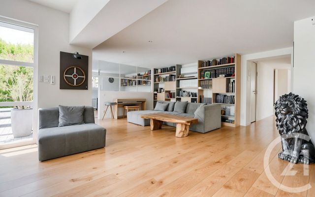 Maison à vendre - 7 pièces - 204 m2 - Corbas - 69 - RHONE-ALPES