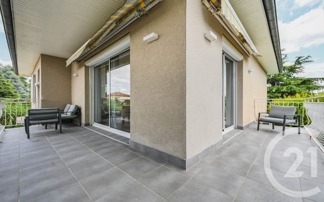 Maison à vendre - 7 pièces - 204 m2 - Corbas - 69 - RHONE-ALPES