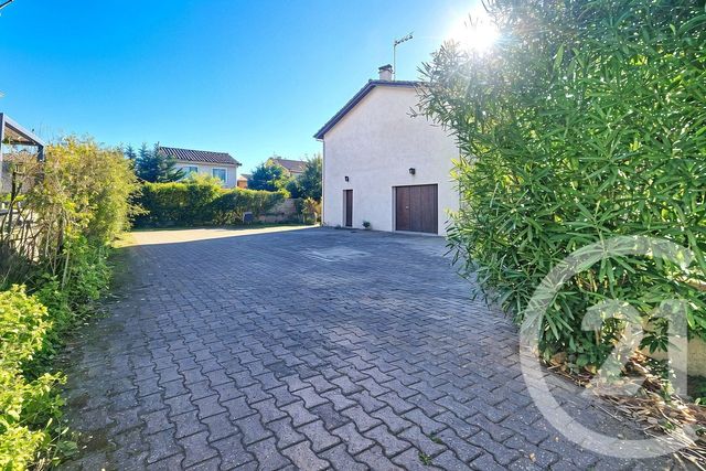 Maison à vendre - 6 pièces - 145 m2 - Corbas - 69 - RHONE-ALPES