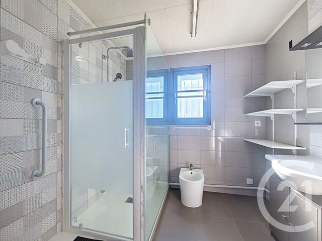 Maison à vendre - 6 pièces - 145 m2 - Corbas - 69 - RHONE-ALPES