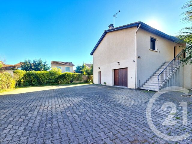 Maison à vendre - 6 pièces - 145 m2 - Corbas - 69 - RHONE-ALPES