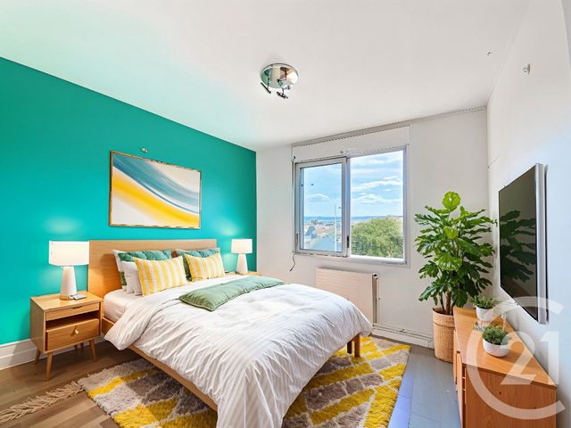 Appartement à vendre - 4 pièces - 80 m2 - Corbas - 69 - RHONE-ALPES