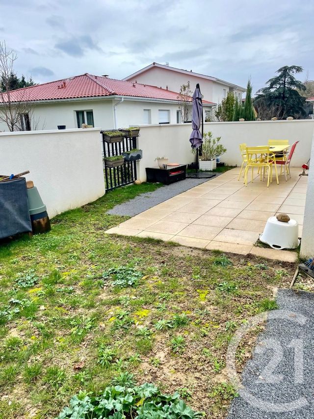 Appartement T3 à vendre - 3 pièces - 65,82 m2 - Feyzin - 69 - RHONE-ALPES