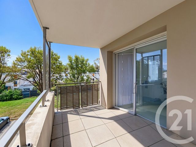 Appartement F3 à vendre - 3 pièces - 63,38 m2 - St Priest - 69 - RHONE-ALPES