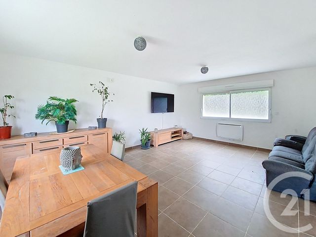 Maison à vendre - 4 pièces - 134 m2 - St Pierre De Chandieu - 69 - RHONE-ALPES