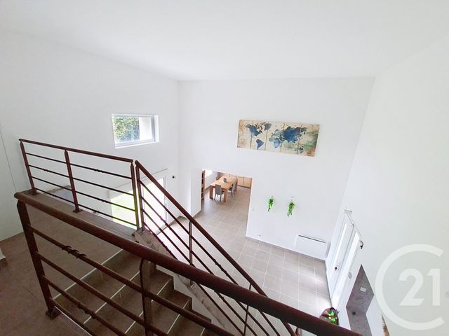 Maison à vendre - 4 pièces - 134 m2 - St Pierre De Chandieu - 69 - RHONE-ALPES