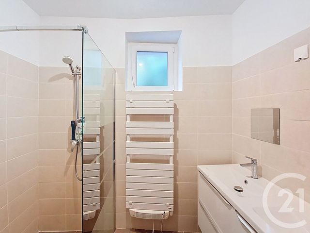 Maison à vendre - 4 pièces - 134 m2 - St Pierre De Chandieu - 69 - RHONE-ALPES