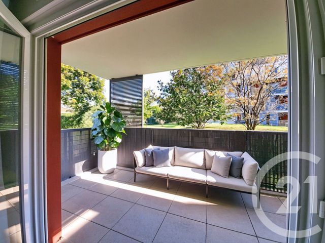 Appartement F3 à vendre - 3 pièces - 63 m2 - Corbas - 69 - RHONE-ALPES