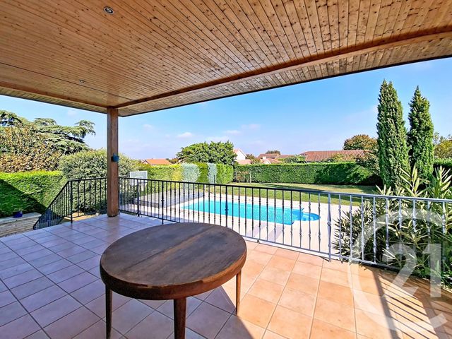 Maison à vendre - 6 pièces - 222 m2 - Feyzin - 69 - RHONE-ALPES