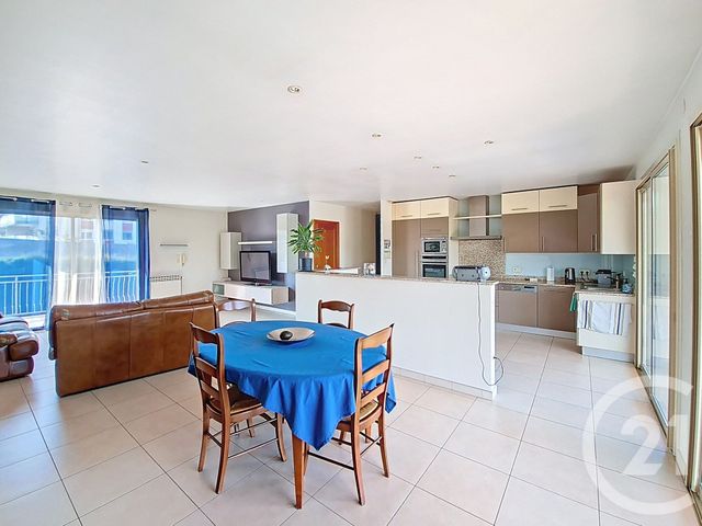 Maison à vendre - 6 pièces - 222 m2 - Feyzin - 69 - RHONE-ALPES