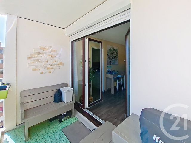 Appartement F4 à vendre - 4 pièces - 79 m2 - Corbas - 69 - RHONE-ALPES