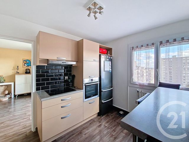 Appartement F4 à vendre - 4 pièces - 79 m2 - Corbas - 69 - RHONE-ALPES