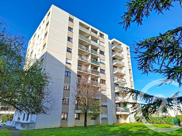 Appartement F4 à vendre - 4 pièces - 79 m2 - Corbas - 69 - RHONE-ALPES