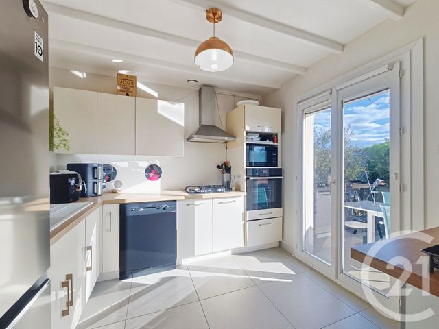 Maison à vendre - 6 pièces - 120 m2 - Corbas - 69 - RHONE-ALPES