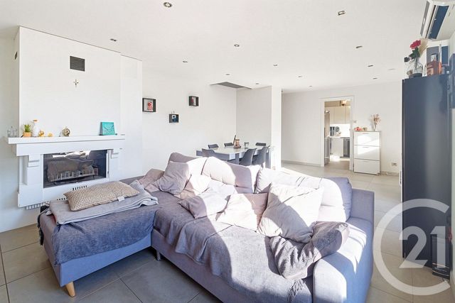 Maison à vendre - 6 pièces - 120 m2 - Corbas - 69 - RHONE-ALPES