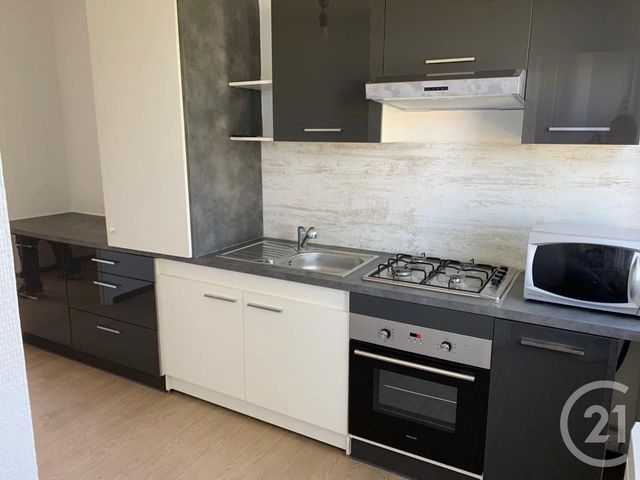 Appartement T3 à louer - 3 pièces - 62,19 m2 - Feyzin - 69 - RHONE-ALPES