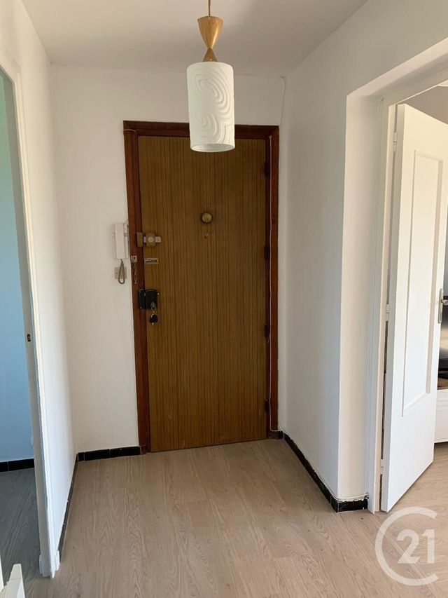 Appartement T3 à louer - 3 pièces - 62,19 m2 - Feyzin - 69 - RHONE-ALPES