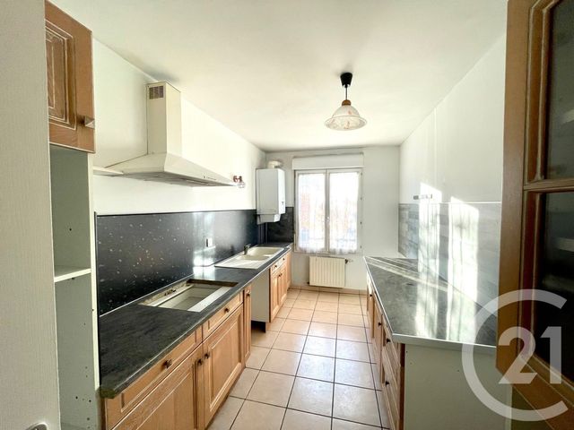 Appartement T4 à louer - 4 pièces - 80,83 m2 - Corbas - 69 - RHONE-ALPES