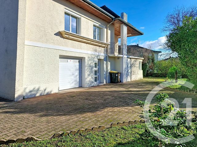Maison à vendre - 6 pièces - 166 m2 - Corbas - 69 - RHONE-ALPES