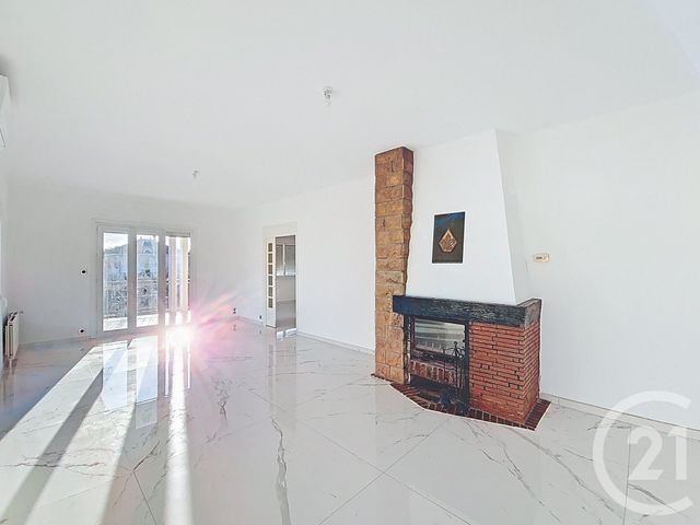 Maison à vendre - 6 pièces - 166 m2 - Corbas - 69 - RHONE-ALPES