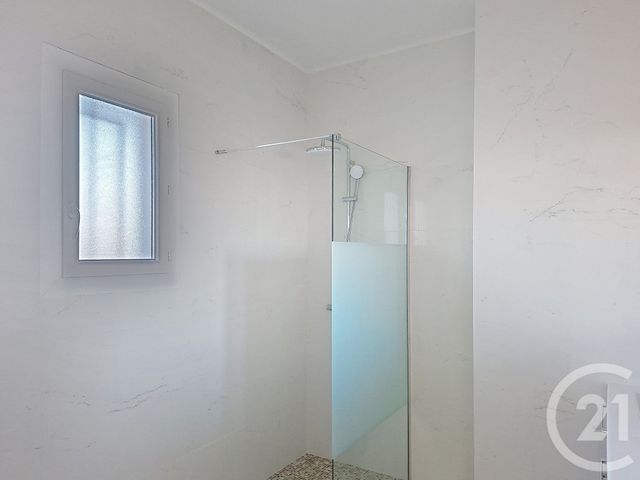 Maison à vendre - 6 pièces - 166 m2 - Corbas - 69 - RHONE-ALPES