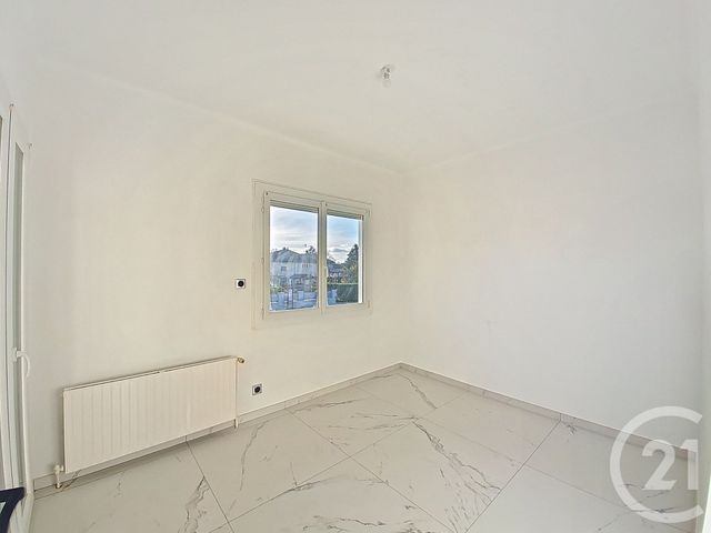 Maison à vendre - 6 pièces - 166 m2 - Corbas - 69 - RHONE-ALPES