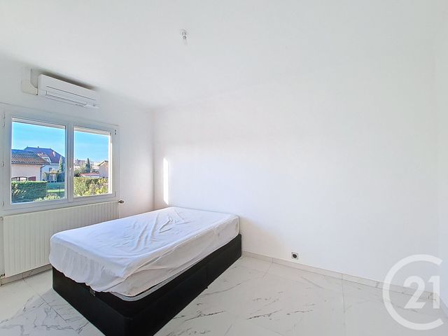 Maison à vendre - 6 pièces - 166 m2 - Corbas - 69 - RHONE-ALPES