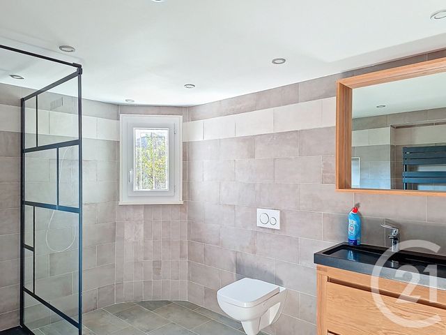 Maison à vendre - 6 pièces - 166 m2 - Corbas - 69 - RHONE-ALPES