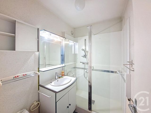 Appartement F4 &agrave; vendre - 4 pi&egrave;ces - 81,27 m2 - Venissieux - 69 - RHONE-ALPES