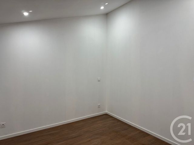 Maison &agrave; louer - 5 pi&egrave;ces - 81,25 m2 - St Symphorien D Ozon - 69 - RHONE-ALPES