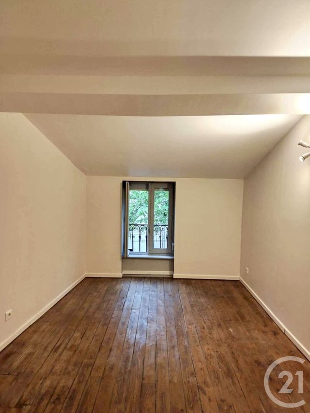 Appartement T3 &agrave; louer - 3 pi&egrave;ces - 71,32 m2 - St Symphorien D Ozon - 69 - RHONE-ALPES