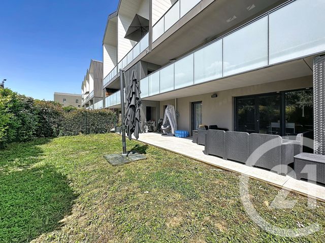 Appartement F3 à vendre ST PRIEST