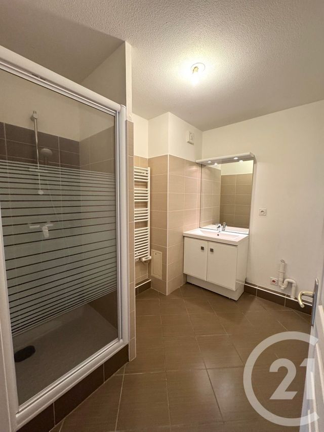 Appartement T2 &agrave; louer - 2 pi&egrave;ces - 54,29 m2 - Corbas - 69 - RHONE-ALPES