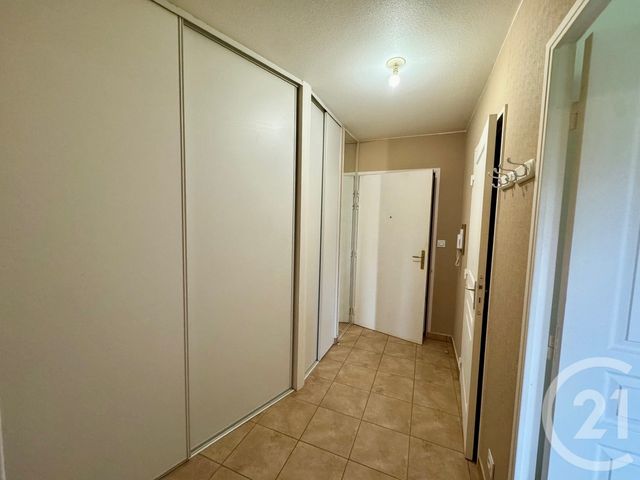 Appartement T2 &agrave; louer - 2 pi&egrave;ces - 54,29 m2 - Corbas - 69 - RHONE-ALPES