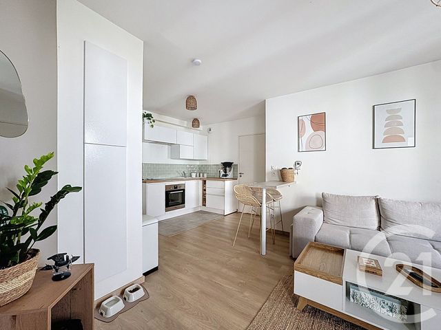 Appartement T2 &agrave; louer - 2 pi&egrave;ces - 41,38 m2 - Venissieux - 69 - RHONE-ALPES