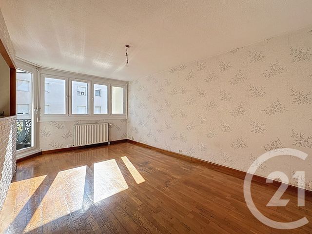 Appartement T3 &agrave; louer - 3 pi&egrave;ces - 67,43 m2 - Feyzin - 69 - RHONE-ALPES
