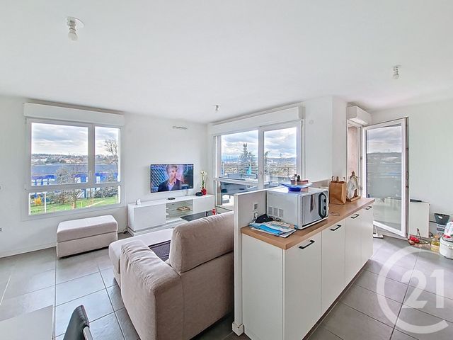 Appartement F4 &agrave; vendre - 4 pi&egrave;ces - 82,73 m2 - Venissieux - 69 - RHONE-ALPES