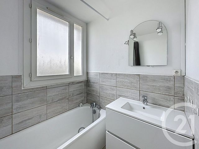 Appartement F4 &agrave; vendre - 4 pi&egrave;ces - 65 m2 - Corbas - 69 - RHONE-ALPES