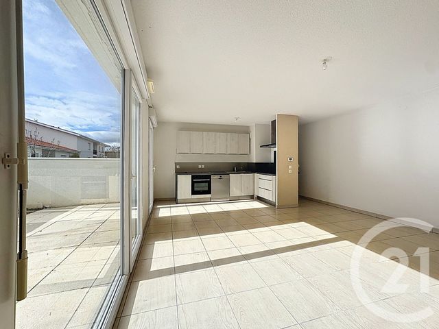 Appartement T3 &agrave; vendre - 3 pi&egrave;ces - 65,82 m2 - Feyzin - 69 - RHONE-ALPES