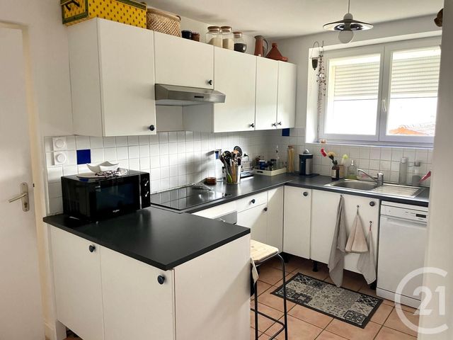 Appartement &agrave; louer - 3 pi&egrave;ces - 67,75 m2 - Chaponnay - 69 - RHONE-ALPES
