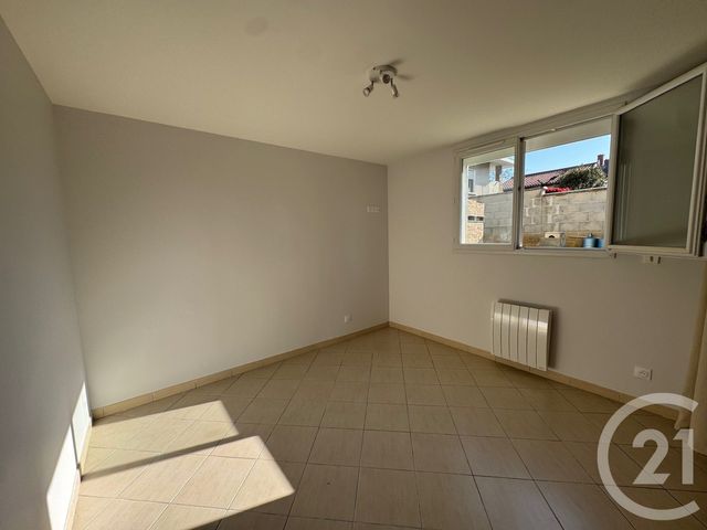 Appartement T2 &agrave; louer - 2 pi&egrave;ces - 52 m2 - Feyzin - 69 - RHONE-ALPES