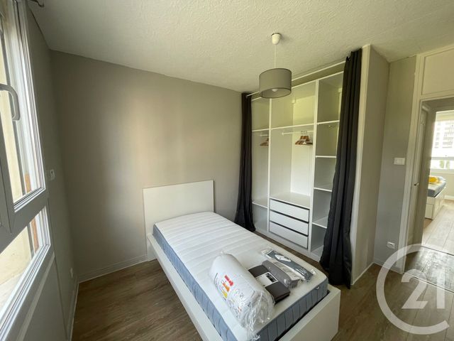 Appartement T4 &agrave; louer - 4 pi&egrave;ces - 65,40 m2 - Corbas - 69 - RHONE-ALPES