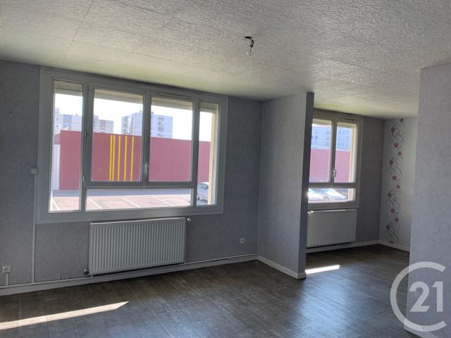 Appartement T4 &agrave; louer - 4 pi&egrave;ces - 65,40 m2 - Corbas - 69 - RHONE-ALPES