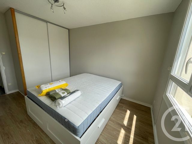 Appartement T4 &agrave; louer - 4 pi&egrave;ces - 65,40 m2 - Corbas - 69 - RHONE-ALPES